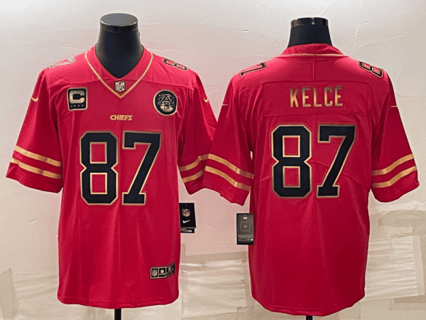 Kansas City Chiefs #87 Travis Kelce Red Gold 4-Star C Patch Vapor Untouchable Limited Stitched Jersey